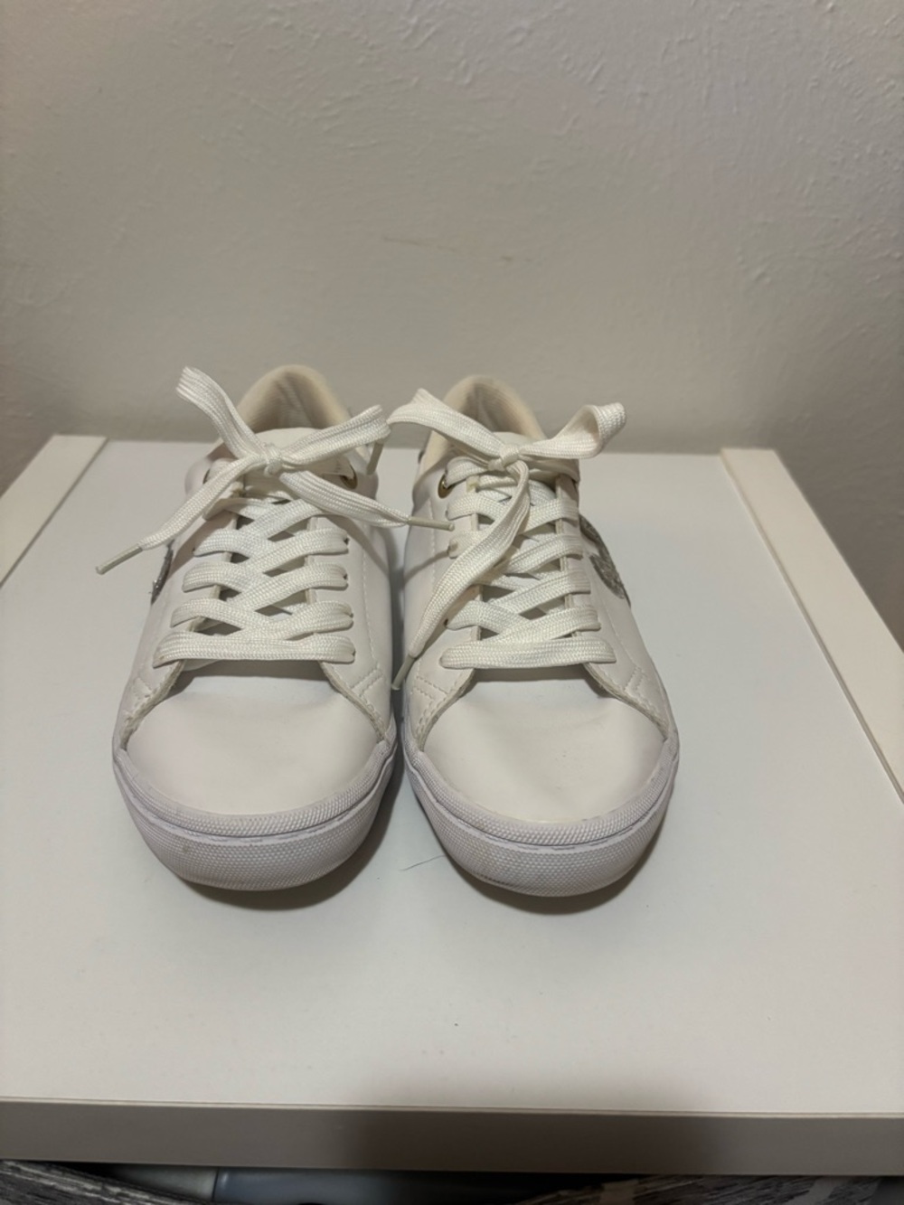 H&M Disney Mickey Mouse White Low-Top Lace-Up Sneakers